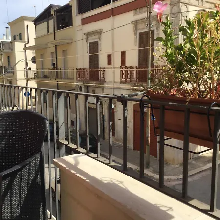 Dimora Gentile Bed & Breakfast 3*